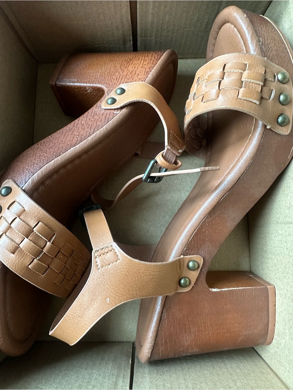 Dunes Sealy Sandals in Caramel 8 - Picture 8 of 10